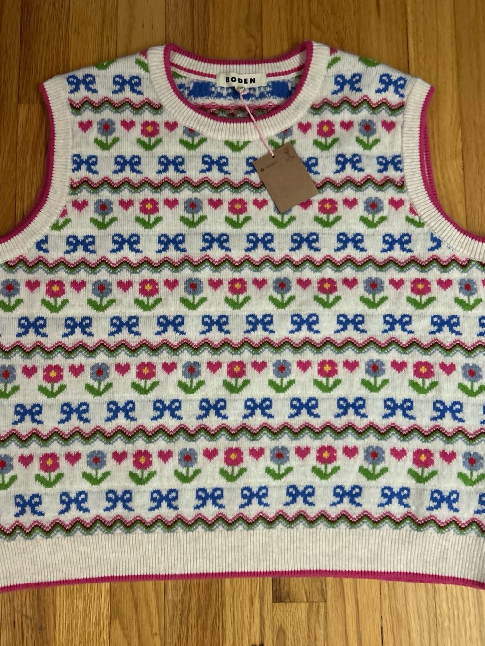 Boden Edie Fair Isle Vest Oatmeal Melange Knit Floral & Bow Pink Trim - Picture 1 of 13